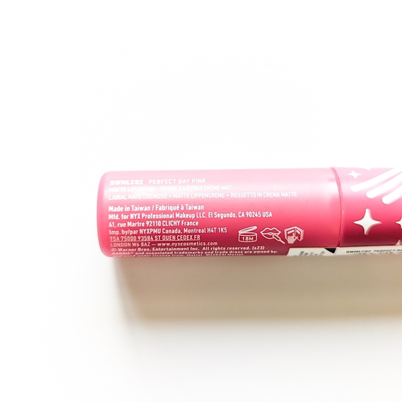 SET Barbie Movie Collection x NYX Smooth Whip Matte Lip Cream - Limited Edition - Picture 10 of 15